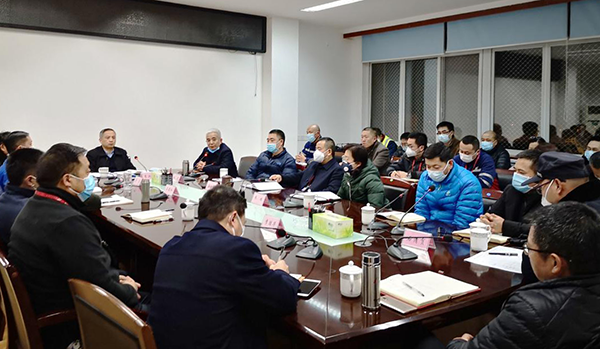 1580191638373300.png 綿陽機(jī)場召開新型冠狀病毒防控會(huì).png